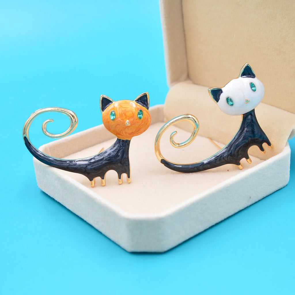 Personalised painted kitten brooch with tail-up cat design in alloy metal, white or orange colour option