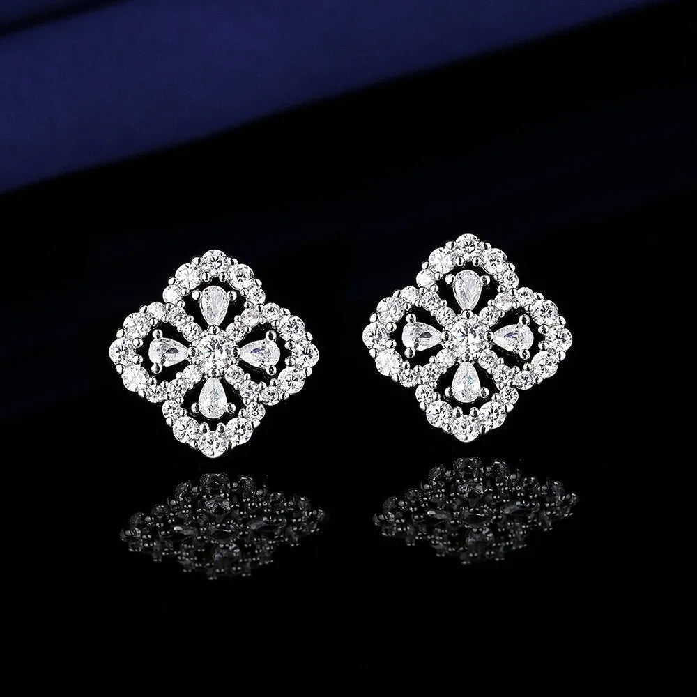 Heart-shaped six-claw inlaid zircon earrings for women, copper electroplated drop earrings with love motif