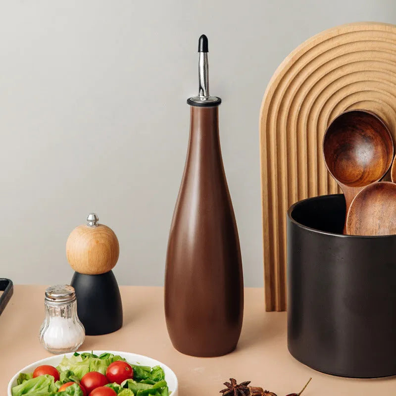 Ceramic kitchen oil pot with sealed lid and conical funnel in three colour options