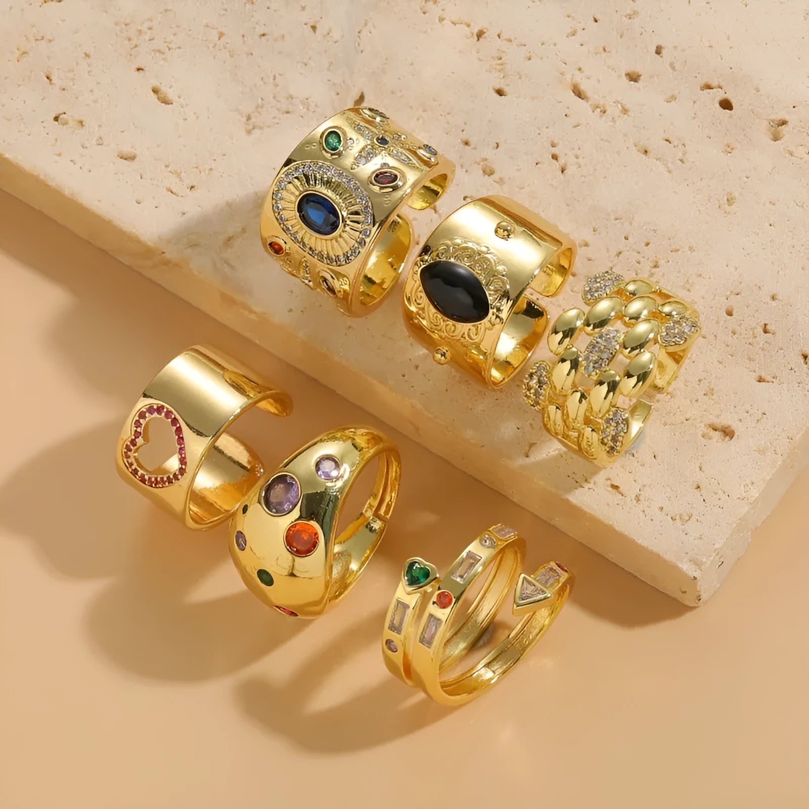 Geometric horse eye black copper ring with vintage zircon stone, Chinese style women's jewellery.