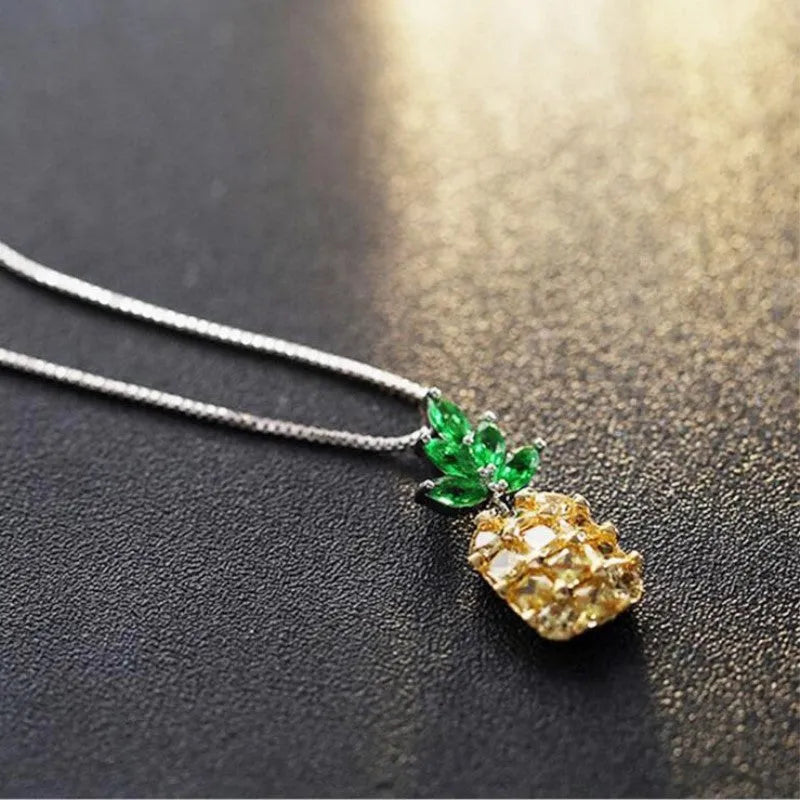 Korean fashion geometric pineapple necklace with silver plating and electroplated finish