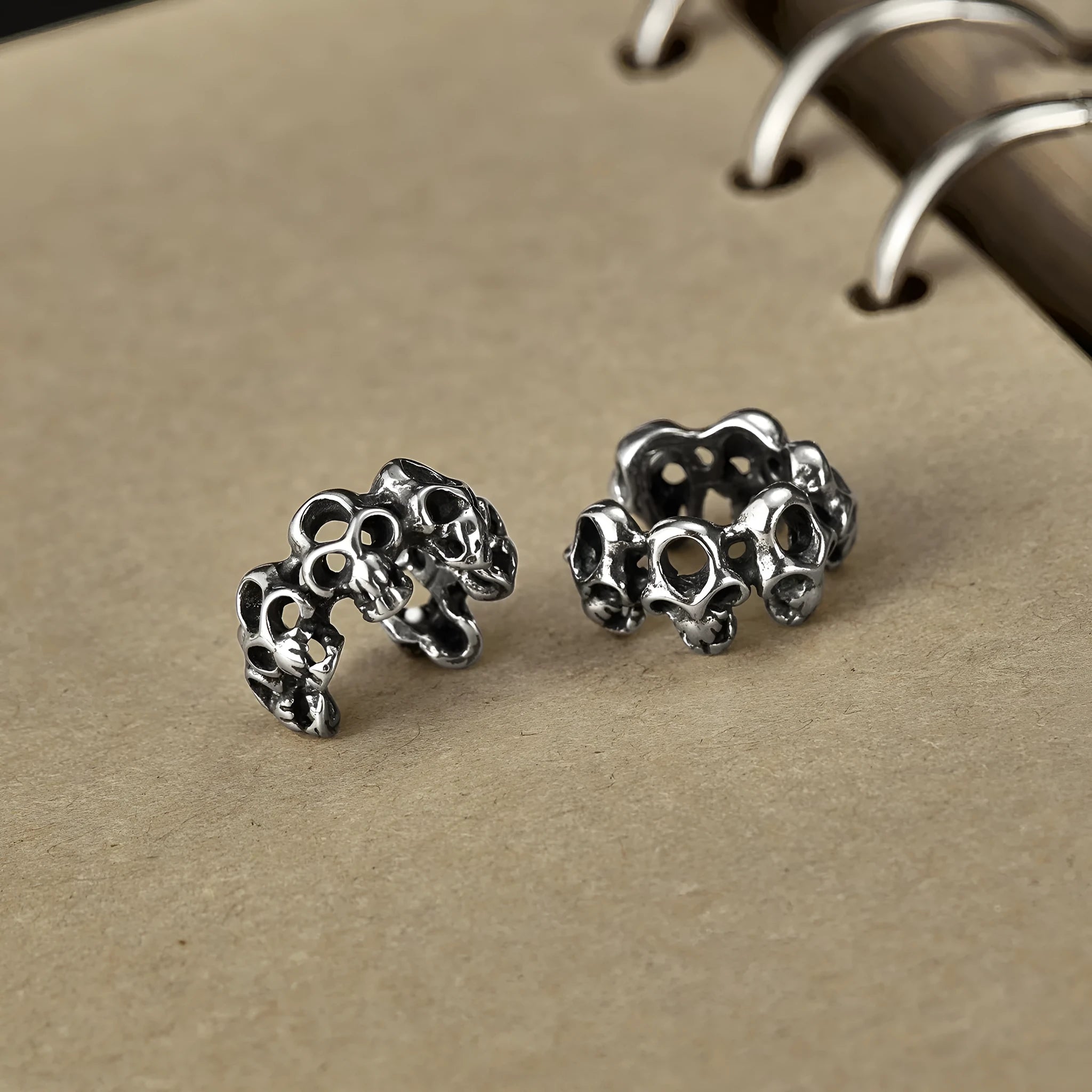 Retro hollow skull geometry stainless steel ear clips with electroplated finish for hip hop style