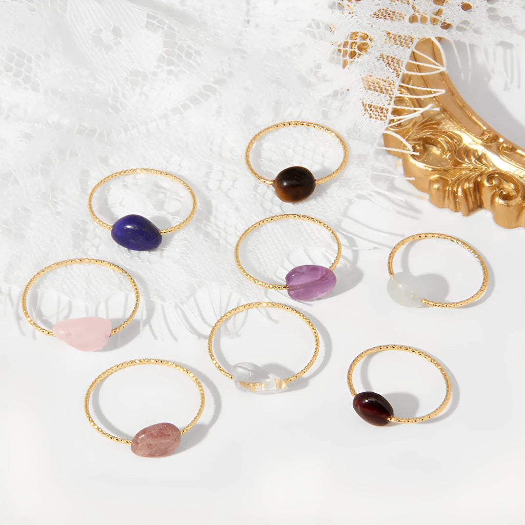 Women's geometric agate ring with original design in natural stone