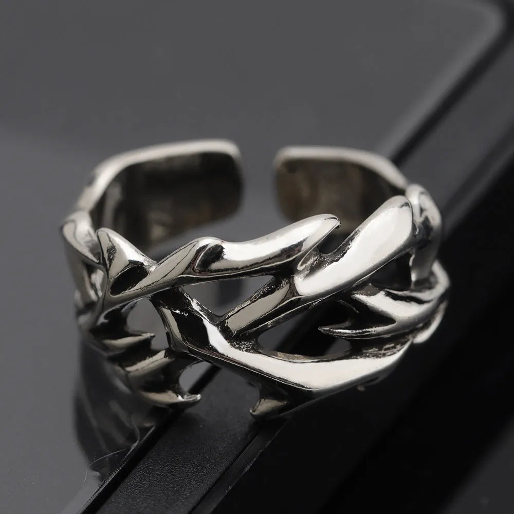Adjustable copper ring with geometric thorn flower design in J2150 colour