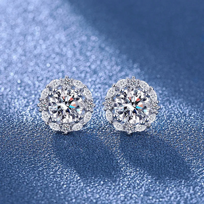 Heart-shaped six-claw inlaid zircon earrings for women, copper electroplated drop earrings with love motif