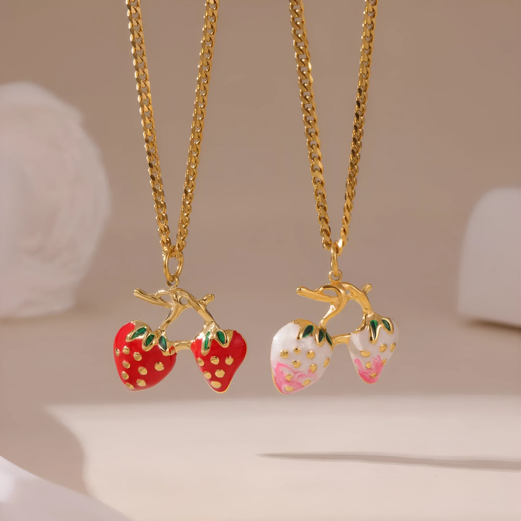 Strawberry fruit pendant necklace for women in stainless steel alloy with red or white gradient colour options
