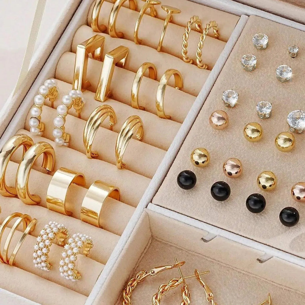 108 geometric alloy earrings with pearl elements in gold and yellow electroplated colours for women