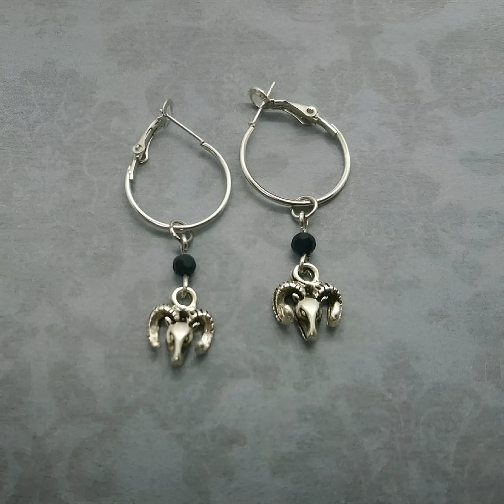 Silver Tibetan antelope round ring drop earrings for women with European minimalist style