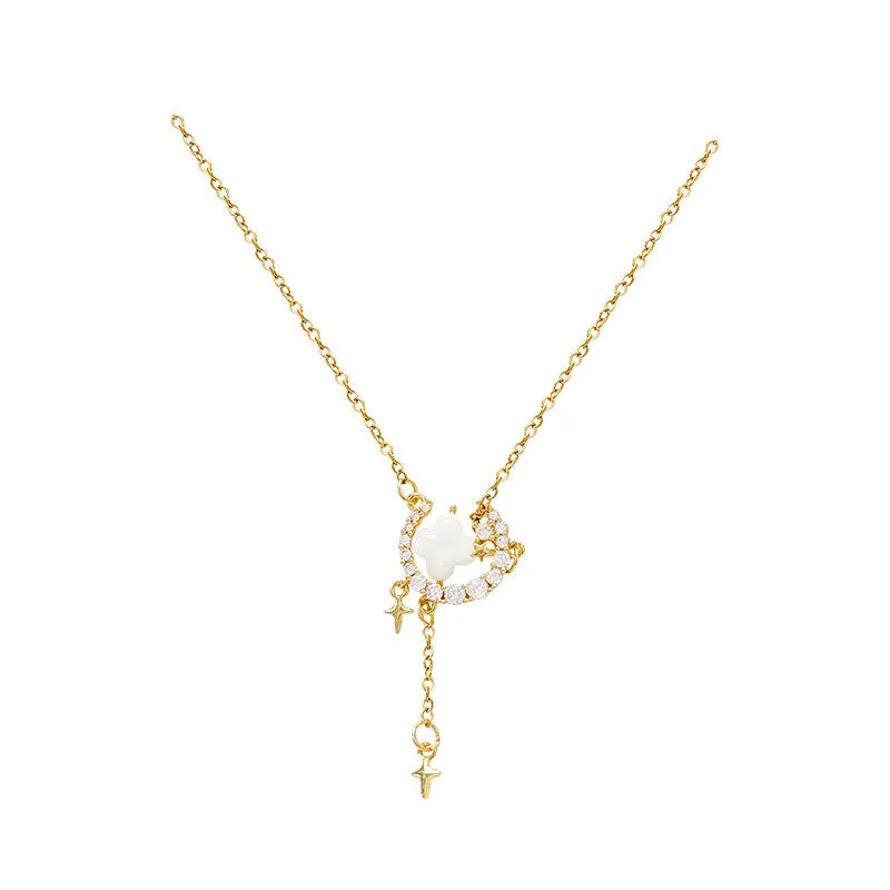 Women's star moon sparking zirconium necklace on copper clavicle chain in gold or silver colour