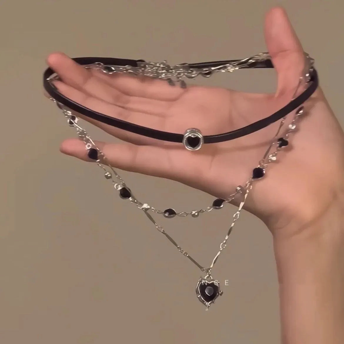 Women's multi-layer twin necklace with leather heart pendant and adjustable clavicle chain
