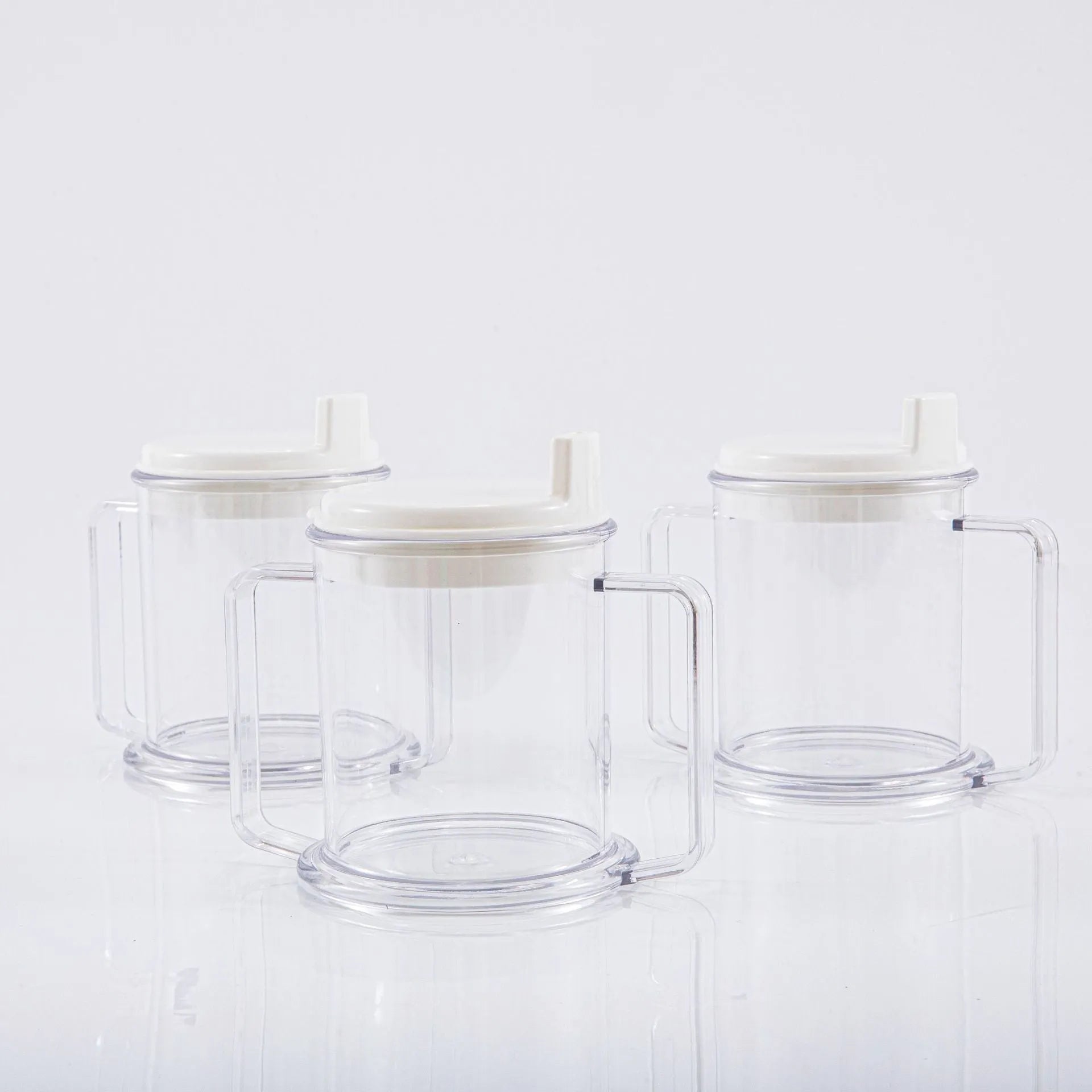 Transparent plastic spill-proof drinking cup with 301-400ml capacity.