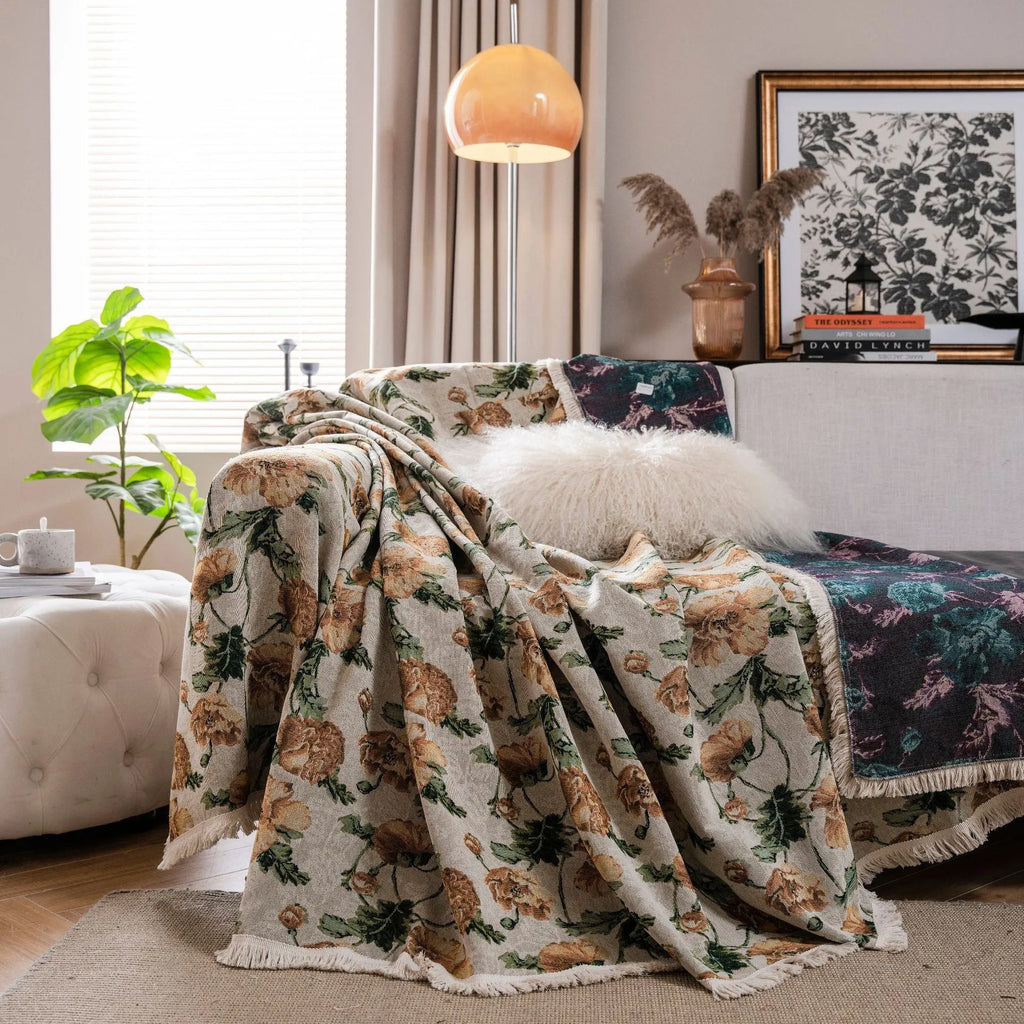 American country style jacquard floral pattern sofa cover in a polyester cotton blend fabric.