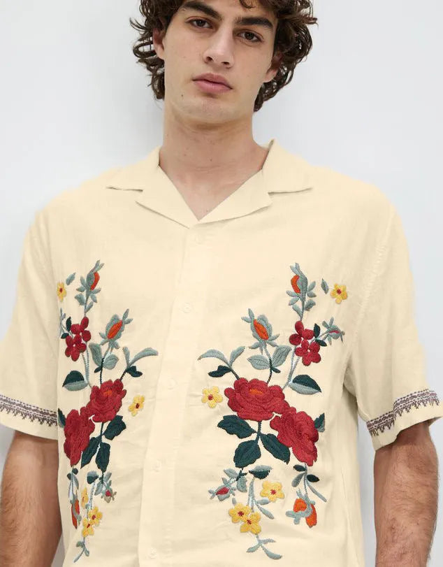 Men's apricot-coloured summer shirt with vintage floral pattern, short sleeves, and lapel collar