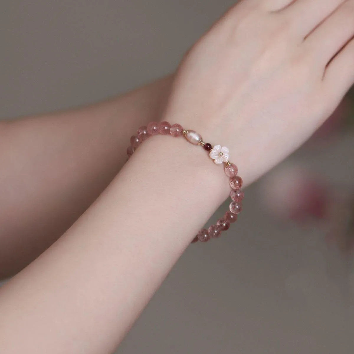 Strawberry quartz crystal bracelet with peach blossom flower design for women's casual wear