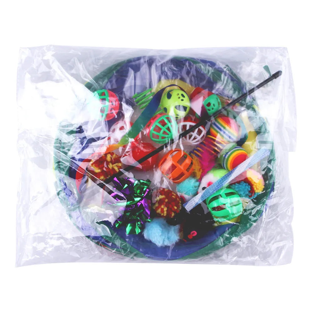Plastic cat toy suit with tunnel channels in a selected colour from the B99801-B99855 range