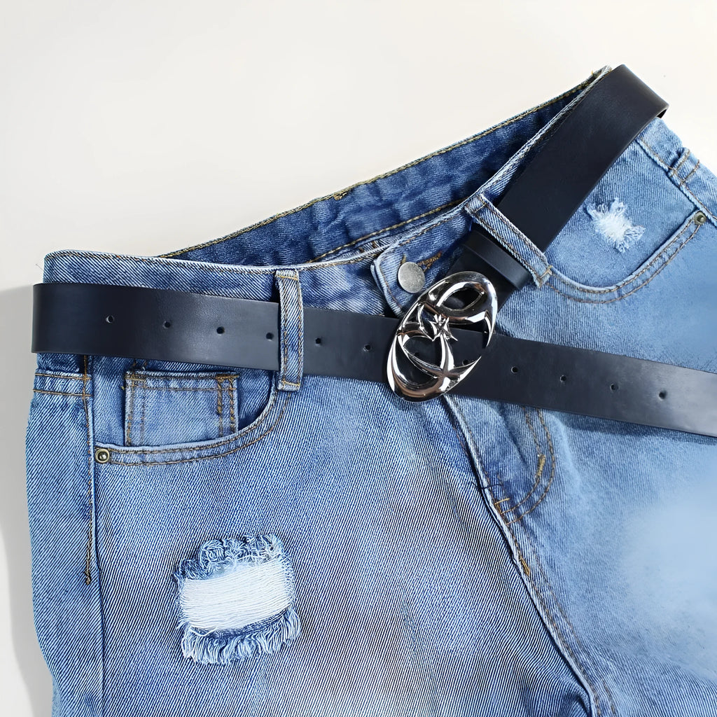 Silver buckle on a 3.3cm wide, 105cm long PU leather casual belt with snap button.