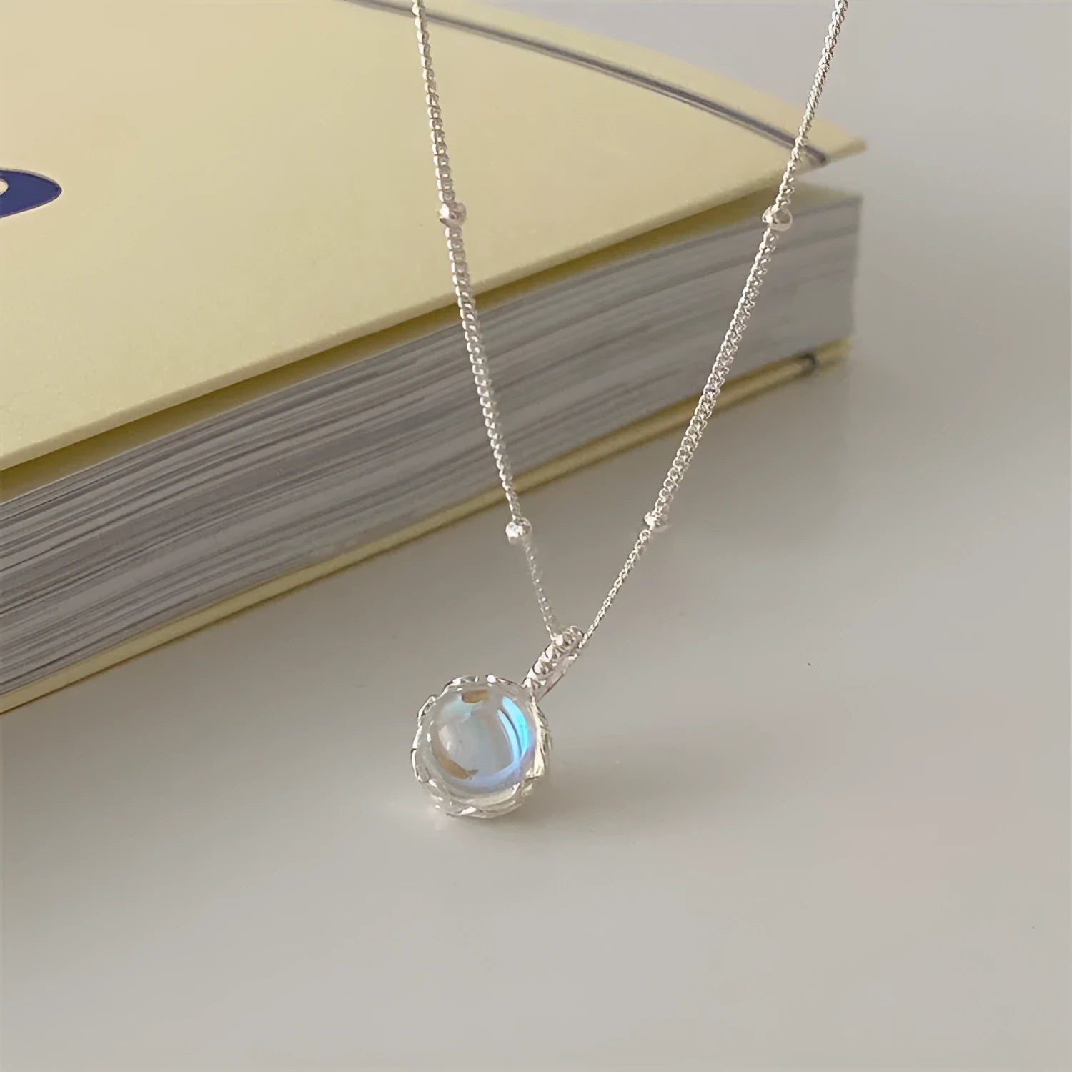 Silver geometrical pendant necklace with curb chain on 41-50cm adjustable length