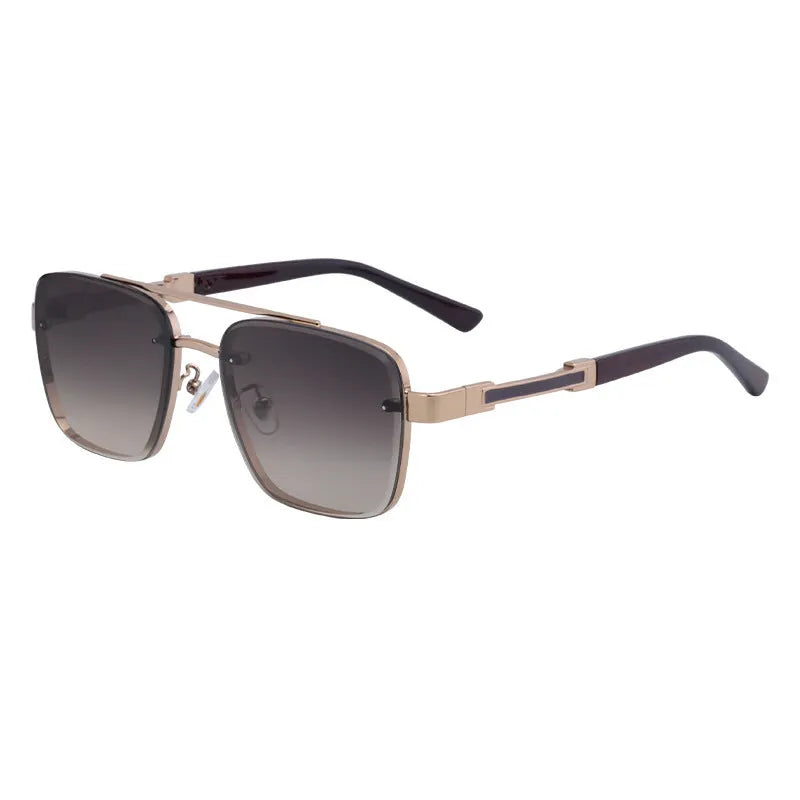 Men's vintage sunglasses with gold frame and gradient lenses for UV protection