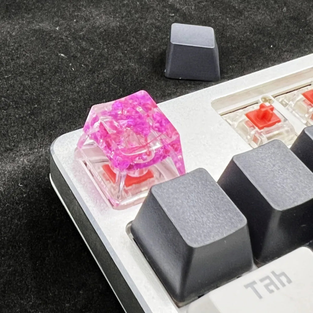 Transparent resin keycap with starry sky pattern for mechanical keyboards in green colour