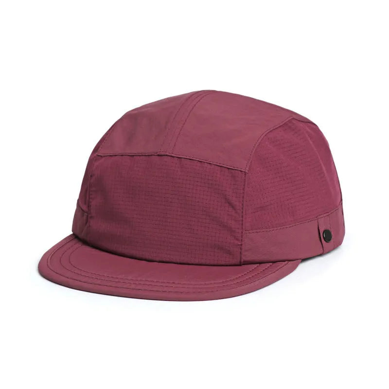 Breathable dome crown sun hat in polyester fabric with soft tongue design