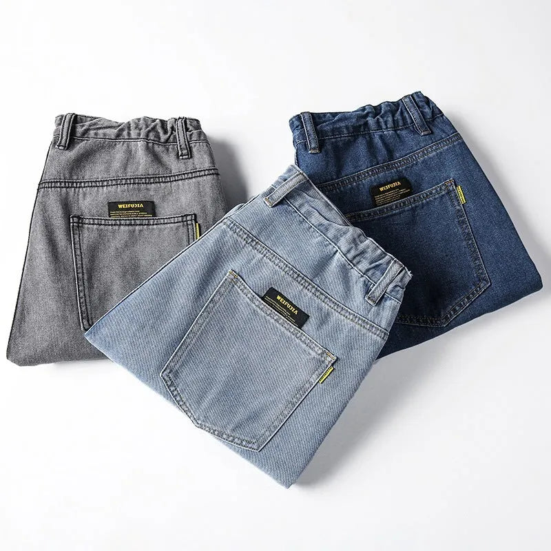 Men's loose fit straight leg casual jeans in dark blue cotton fabric