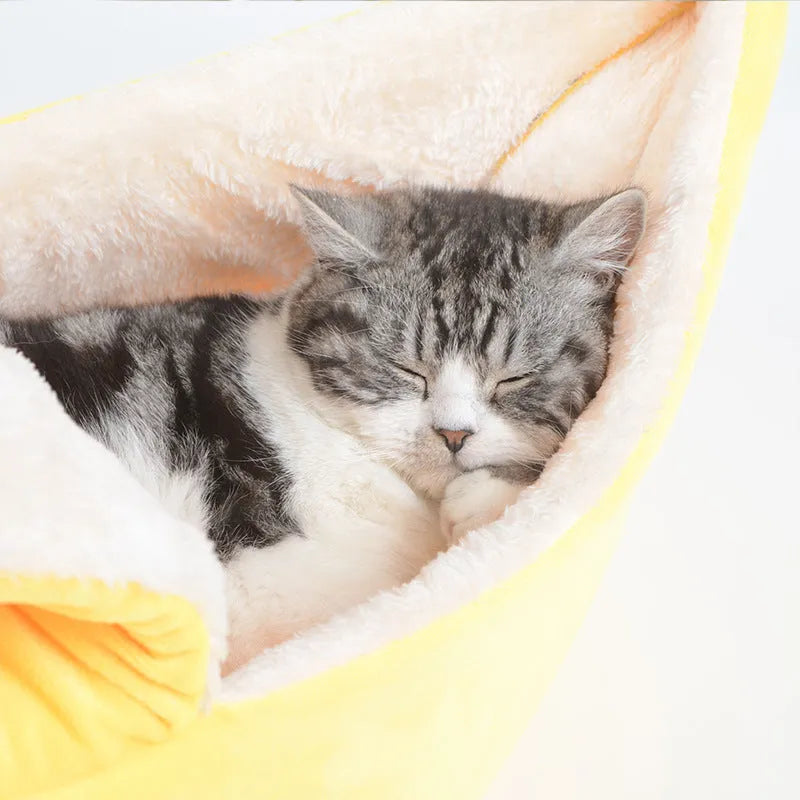 Removable washable round banana pet nest for cats and small dogs in yellow