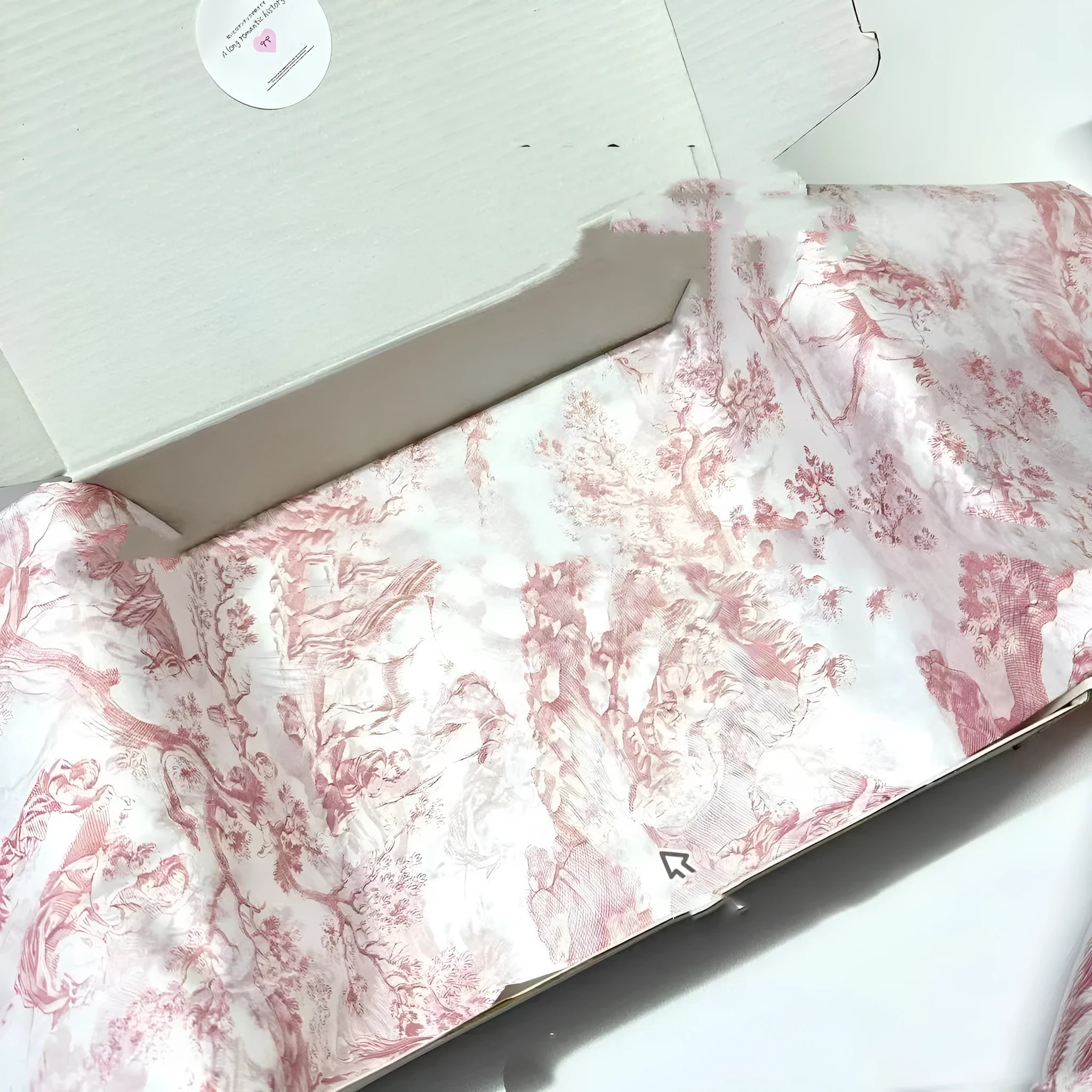 French romance mg tissue paper in retro style measuring 50x70cm in pink purple colour