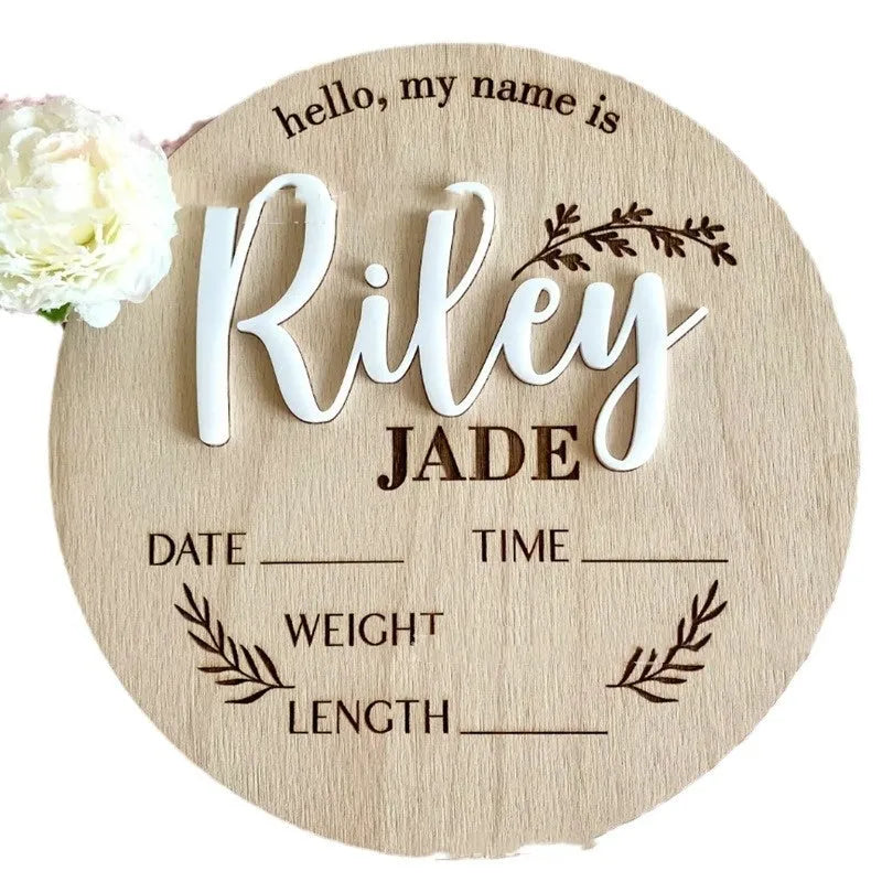 Square wooden baby name label with birth information, 15cm by 15cm, in one of three style choices.