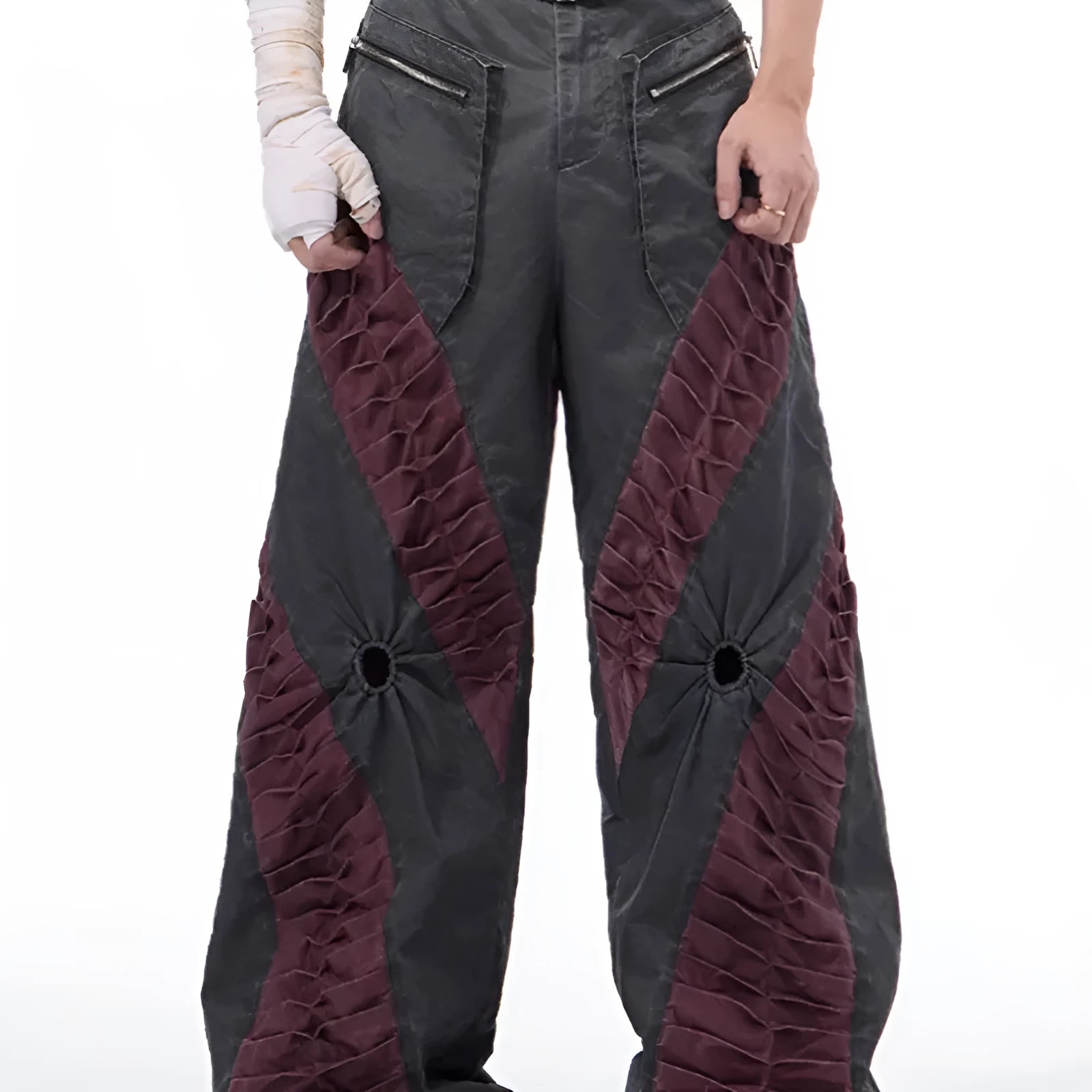 Retro three-dimensional keel casual trousers in solid white or black colours with straight hem design