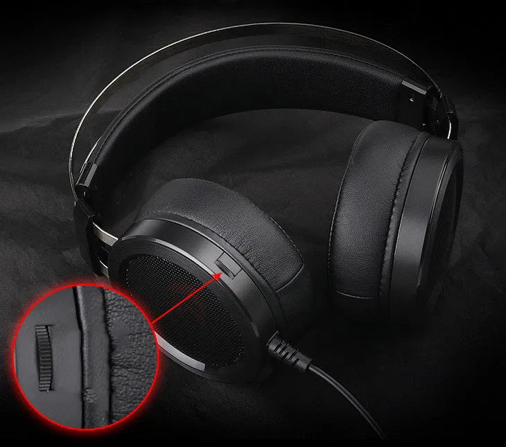 Black wired computer gaming headset with 3.5mm jack and 2-metre cable