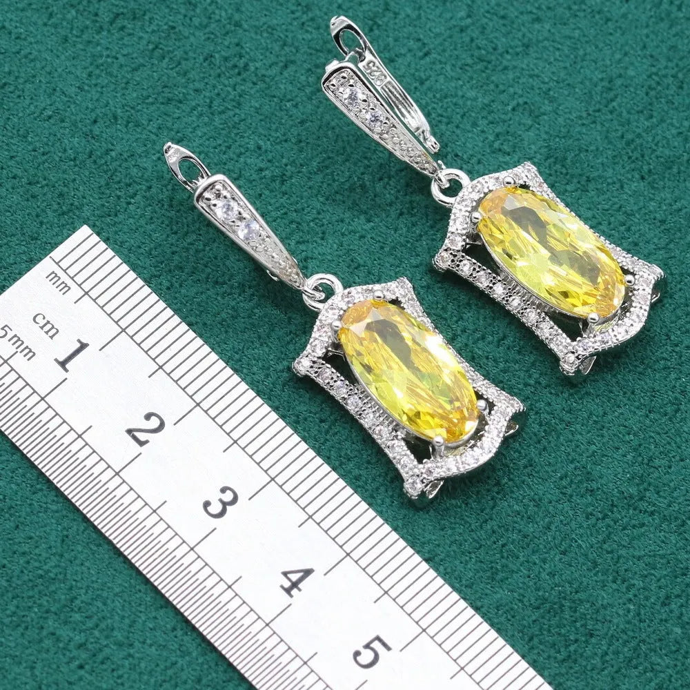 Anti-allergy zircon jewellery set with necklace, earrings, ring and bracelet in yellow or olive colours