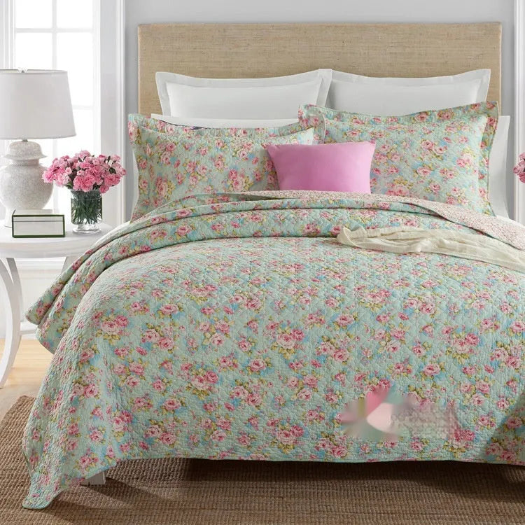 Pure cotton quilted bed cover set with printed pattern on a 1.5-1.8m bed.