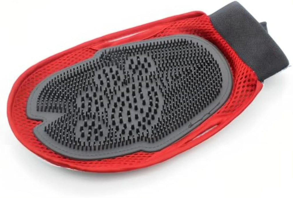 Red pet bathing glove with integrated brush for dog and cat grooming measuring 26×16cm