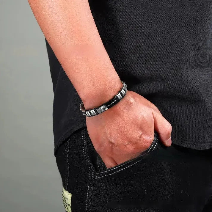 Men's stainless steel bracelet with leather rope and selectable lettering beads from one to six beads