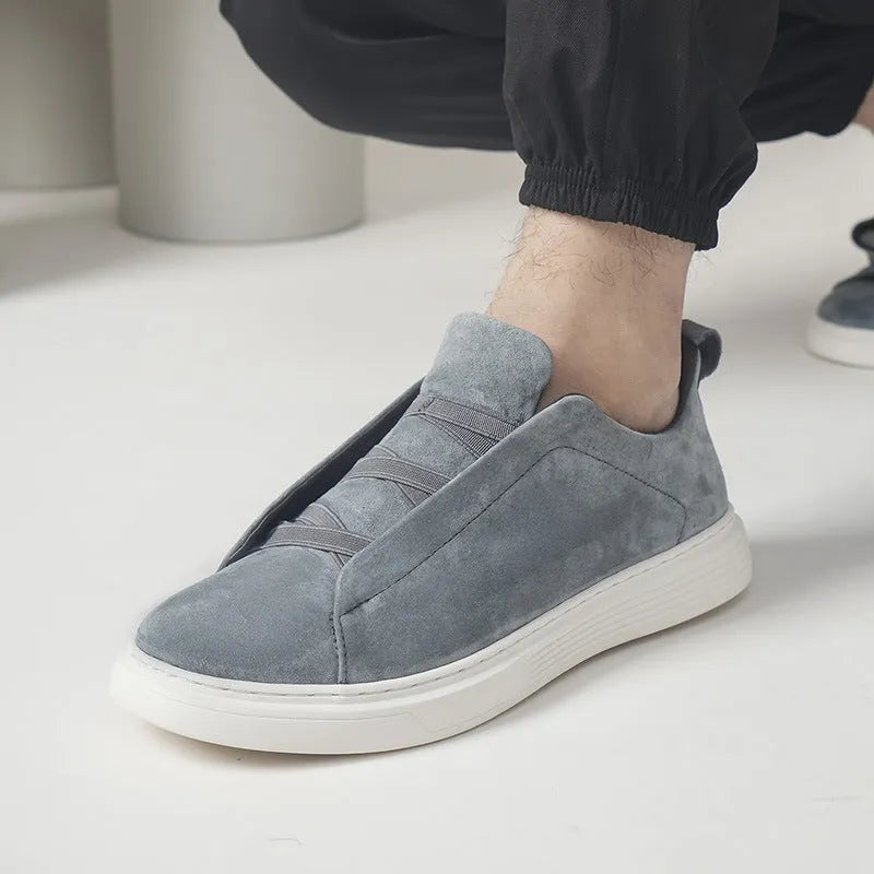 Men's no-tie elastic casual sneakers with top pigskin leather upper in gray, round toe, low-top design