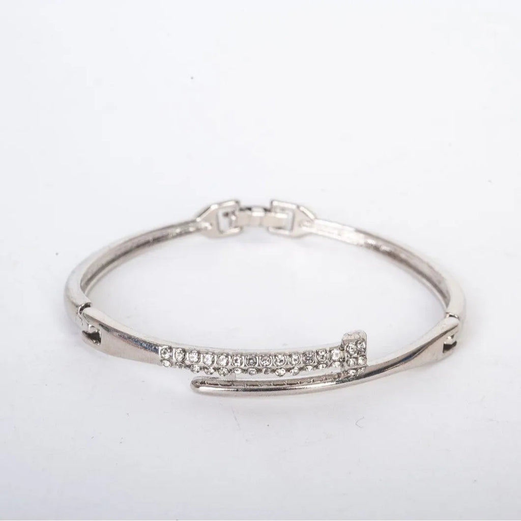 Zinc alloy ladies' bracelet with bow and heart motifs in rose gold electroplated finish, simple style