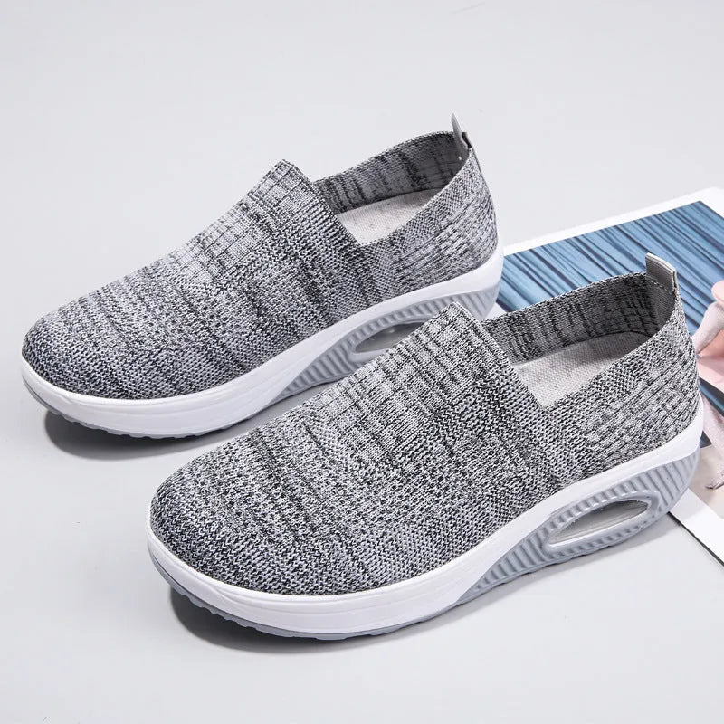 Women's artificial PU mesh running shoes with air cushion and mid-heel in various colours