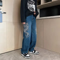 Men's loose embroidered jeans in Jinlong colour with polyester cowboy fabric and three-dimensional tailoring