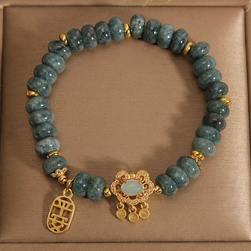 Women's natural emerald jade abacus bead bracelet with alloy safety lock clasp