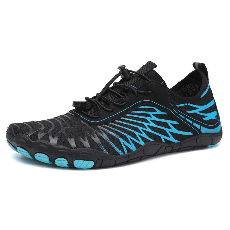 Outdoor casual lace-up sports shoes in multiple colours with a non-slip rubber sole