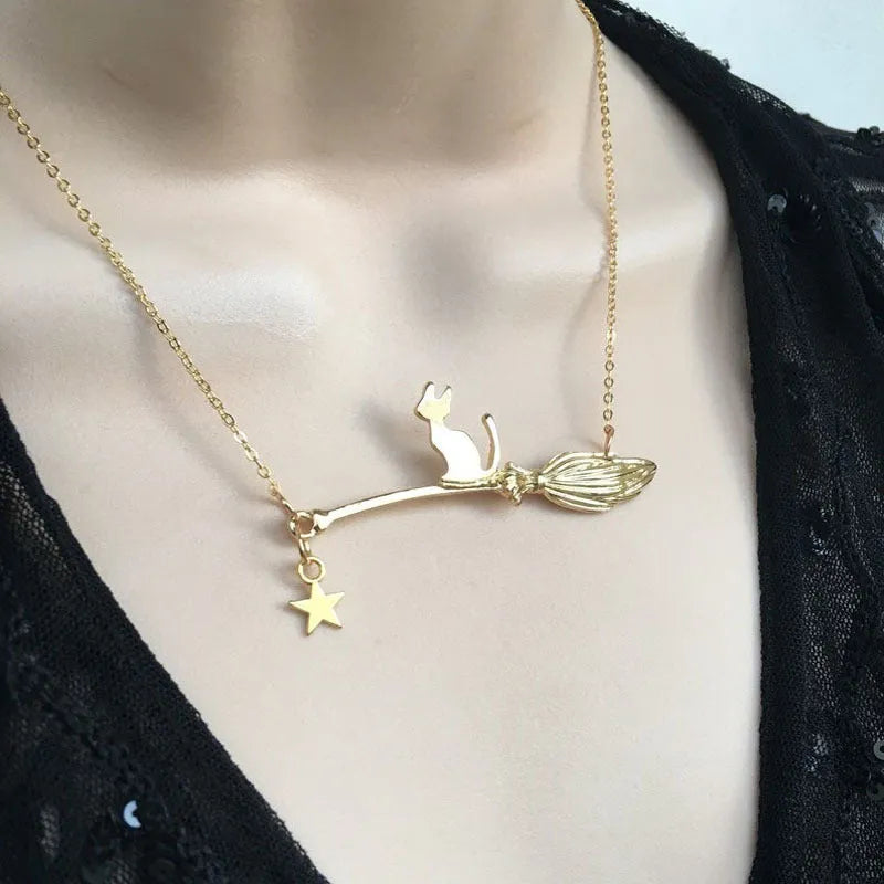 Halloween black cat alloy necklace pendant with animal totem modelling in gold, silver, or two-tone finishes