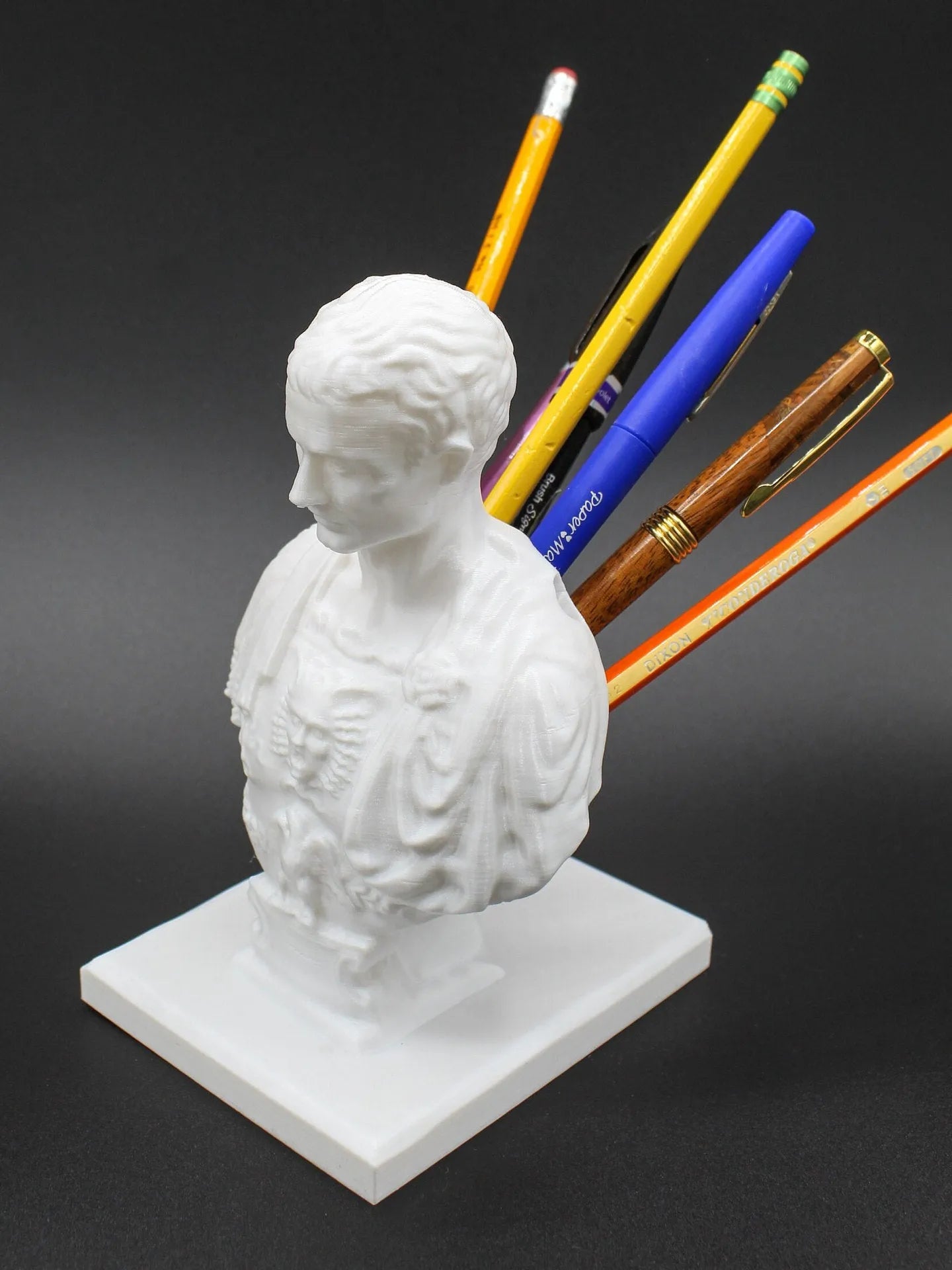 White American creative character modelling pen holder made from synthetic resin