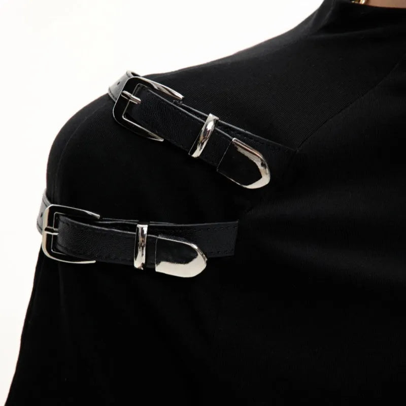 Men's slim fit cotton T-shirt with metal belt design and small stand-up collar in black and white colours