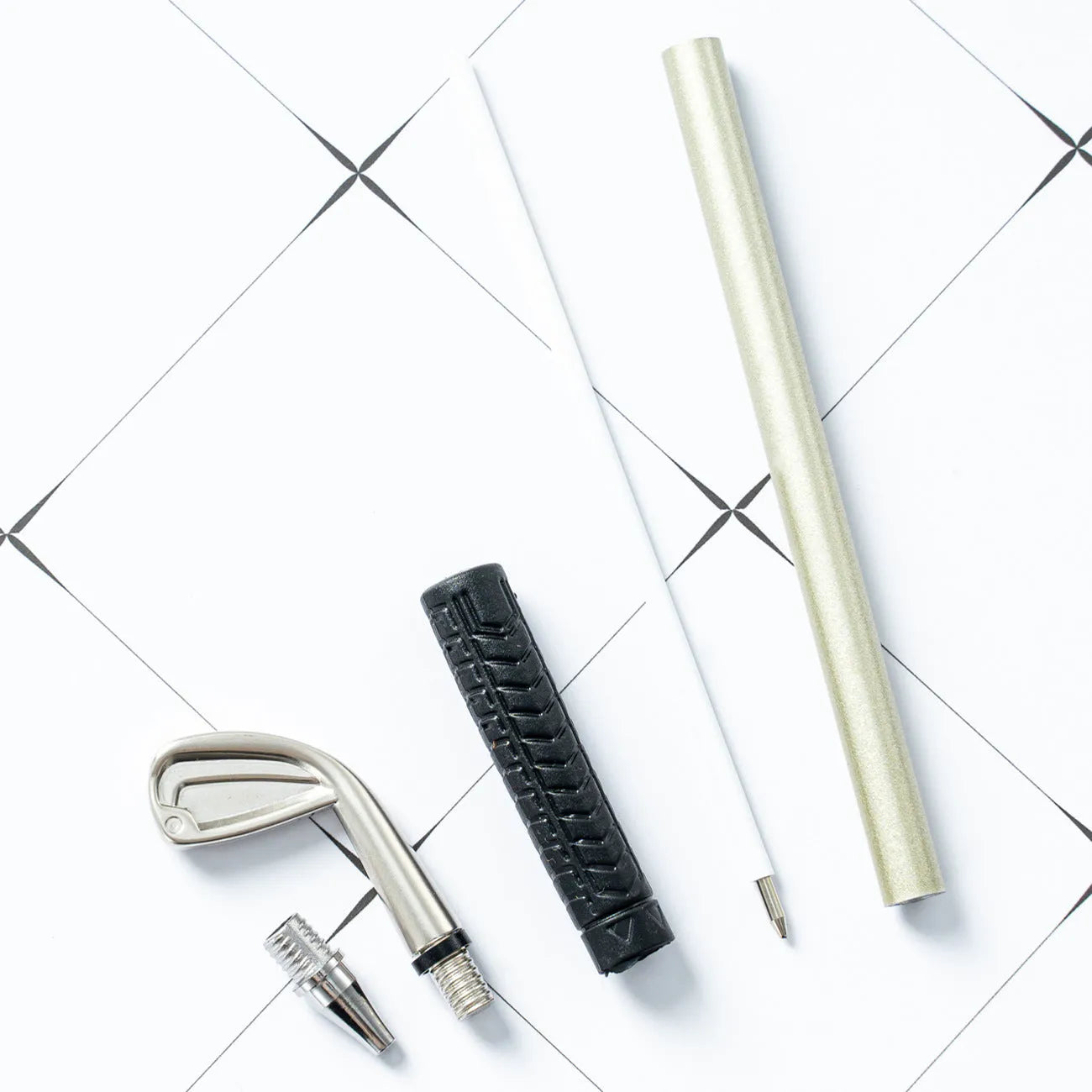 Three metal suit design ballpoint pens with 0.7mm bullet heads