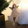 Hand-made carved and painted wooden door pendant with American country style design.