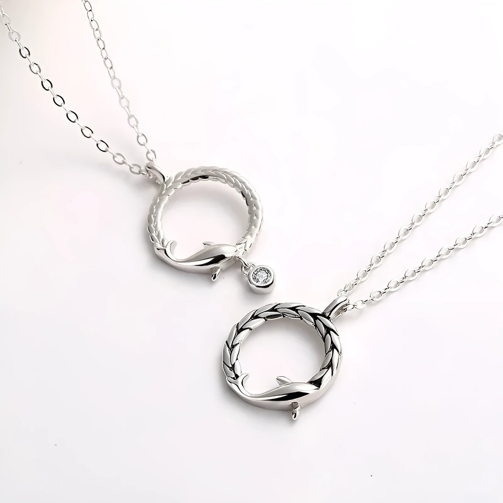 S925 sterling silver fish pendant necklace with diamond-encrusted finish and silver chain