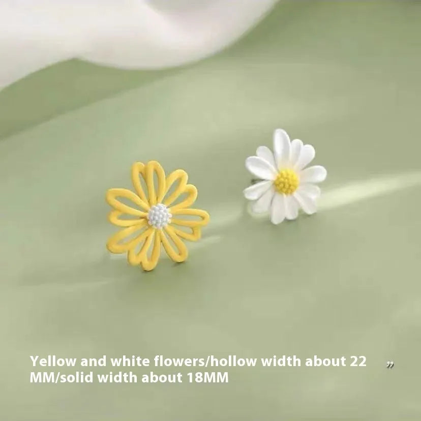 Summer flower stud earrings in alloy with colourful two-tone designs