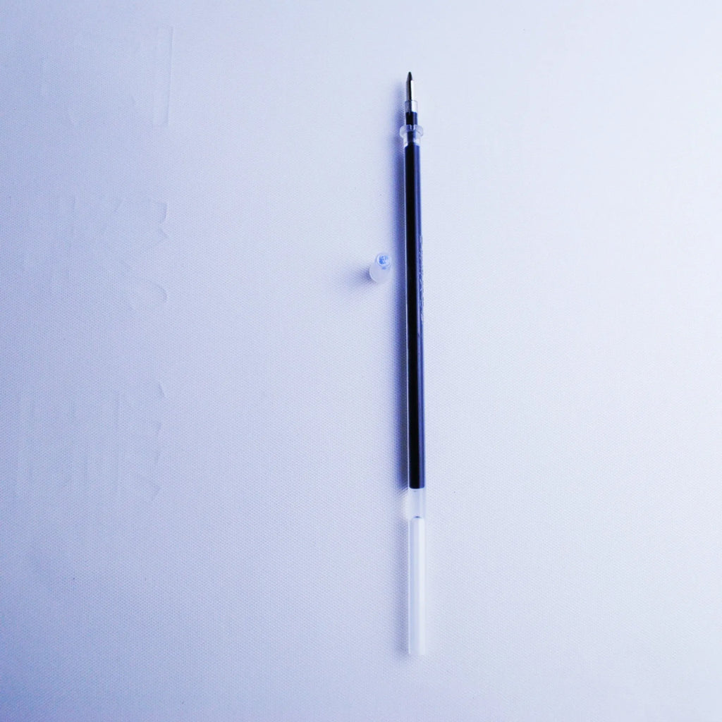 Pack of eight blue 0.5mm pen refill cores with insertion pole and holder for simple series pens.
