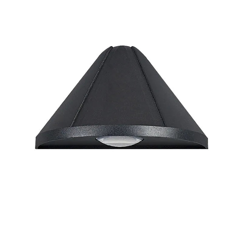 Waterproof IP65 LED lamp with aluminium alloy shell in black or white finish
