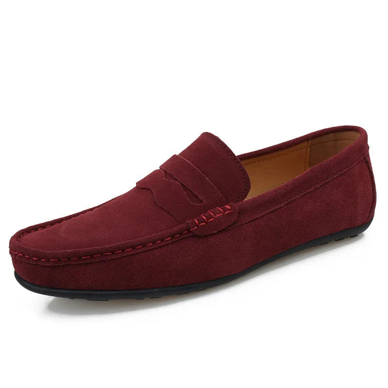Men's solid colour suede loafers slip-on shoes with round toe and flat rubber sole.